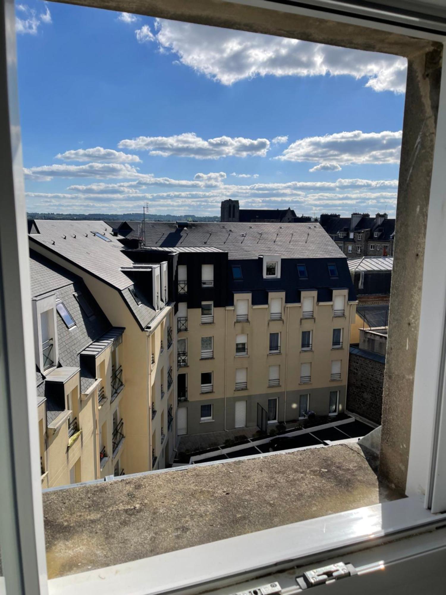 Appartement Renove Tout Equipe, Centre Ville, Proche De La Gare Et Commerce فليرس المظهر الخارجي الصورة