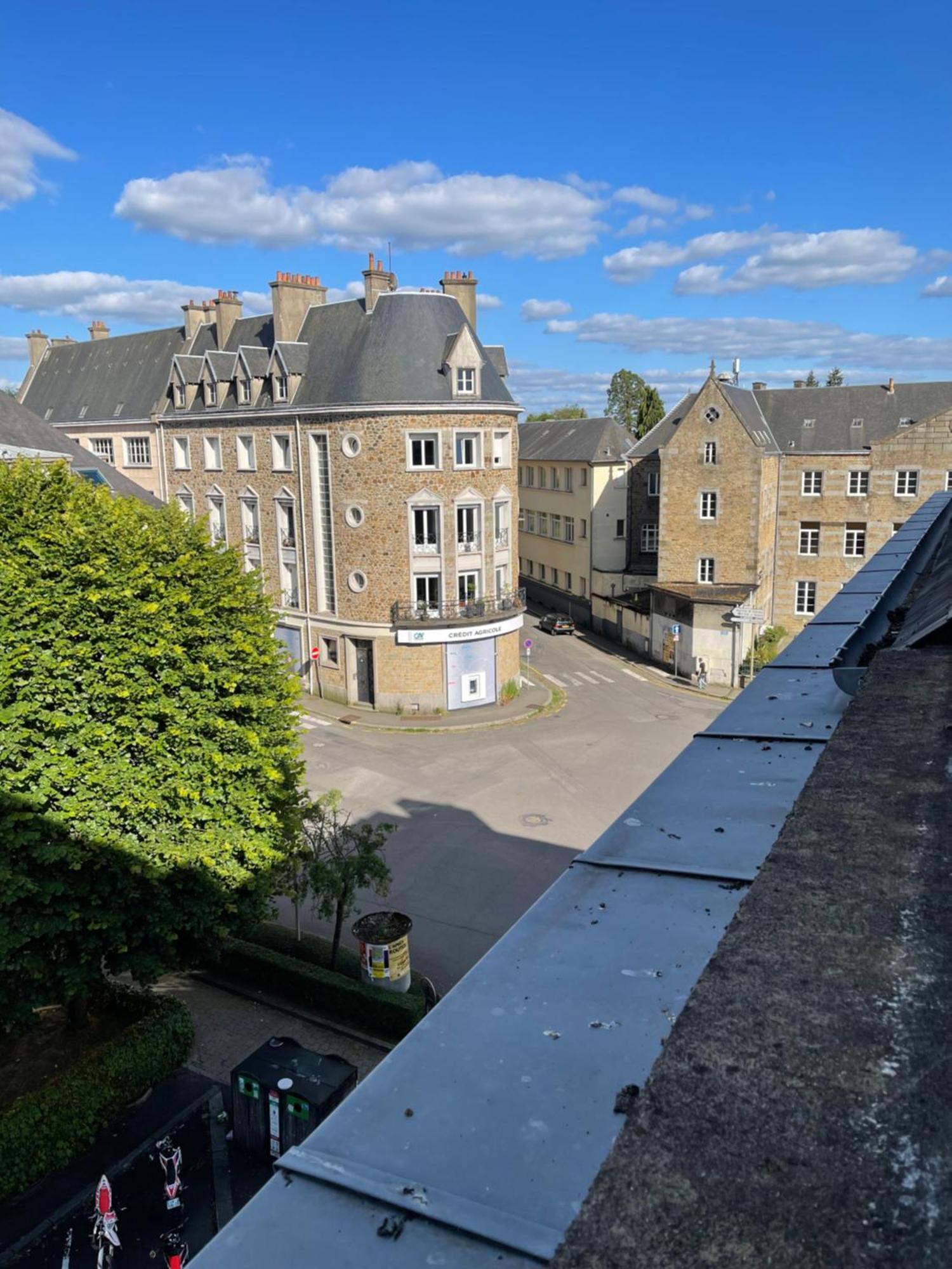 Appartement Renove Tout Equipe, Centre Ville, Proche De La Gare Et Commerce فليرس المظهر الخارجي الصورة