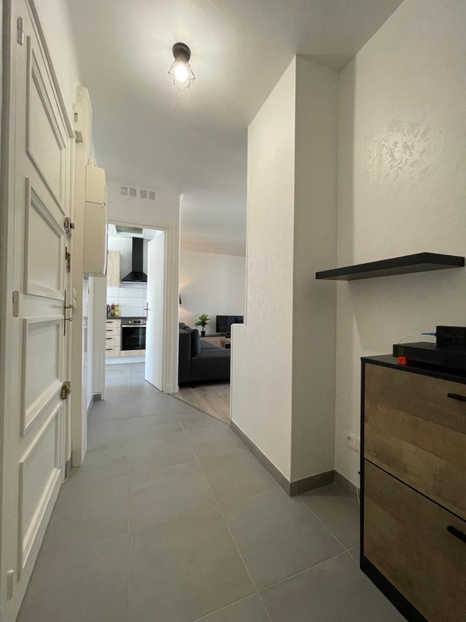 Appartement Renove Tout Equipe, Centre Ville, Proche De La Gare Et Commerce فليرس المظهر الخارجي الصورة