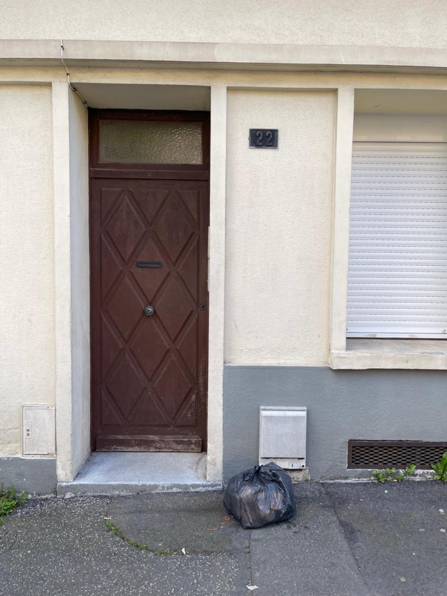 Appartement Renove Tout Equipe, Centre Ville, Proche De La Gare Et Commerce فليرس المظهر الخارجي الصورة